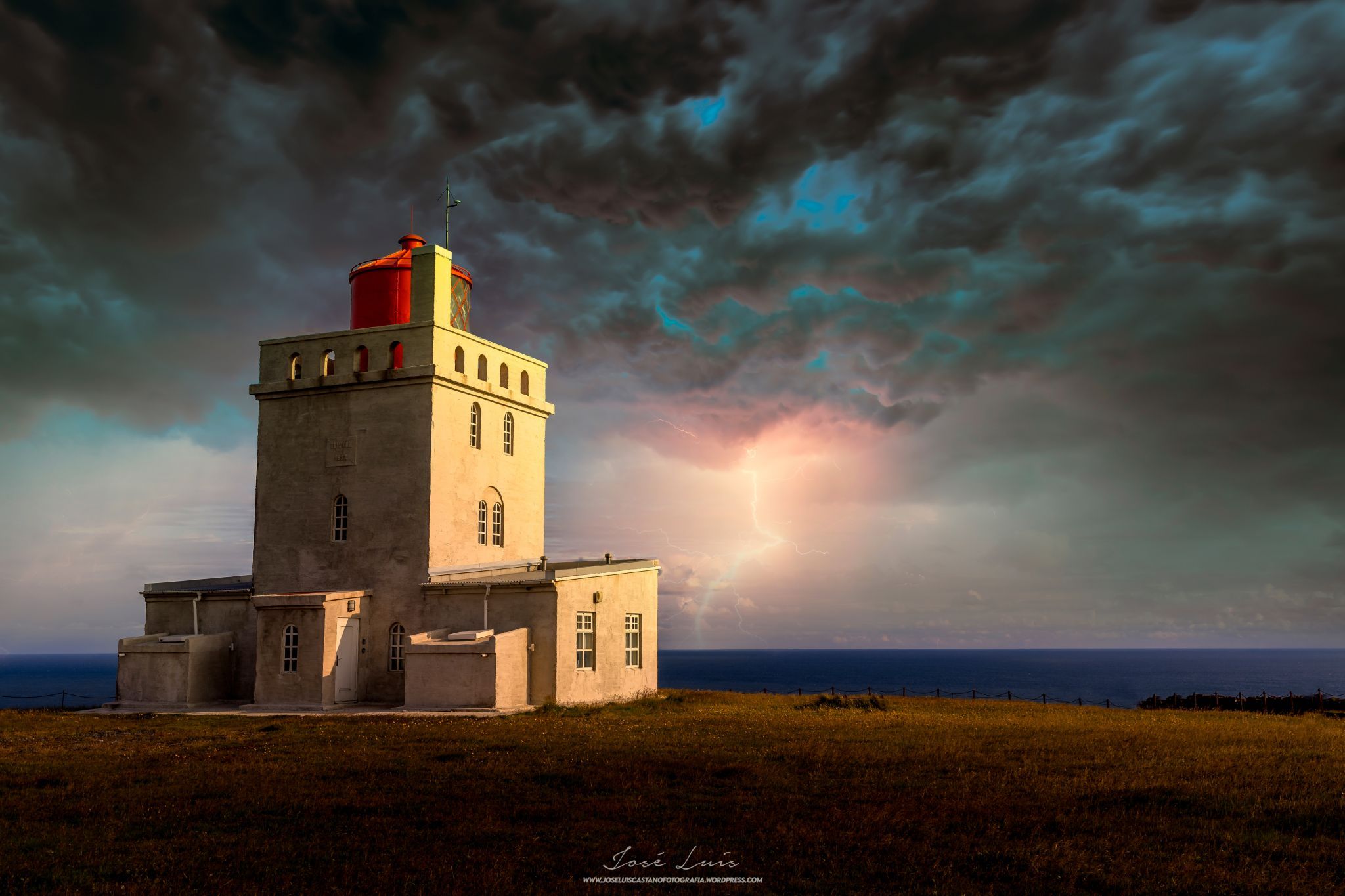Dyrhólaeyjarviti Lighthouse, Iceland
