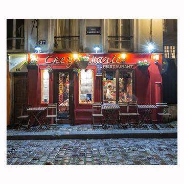 Chez Marie, Montmartre, France