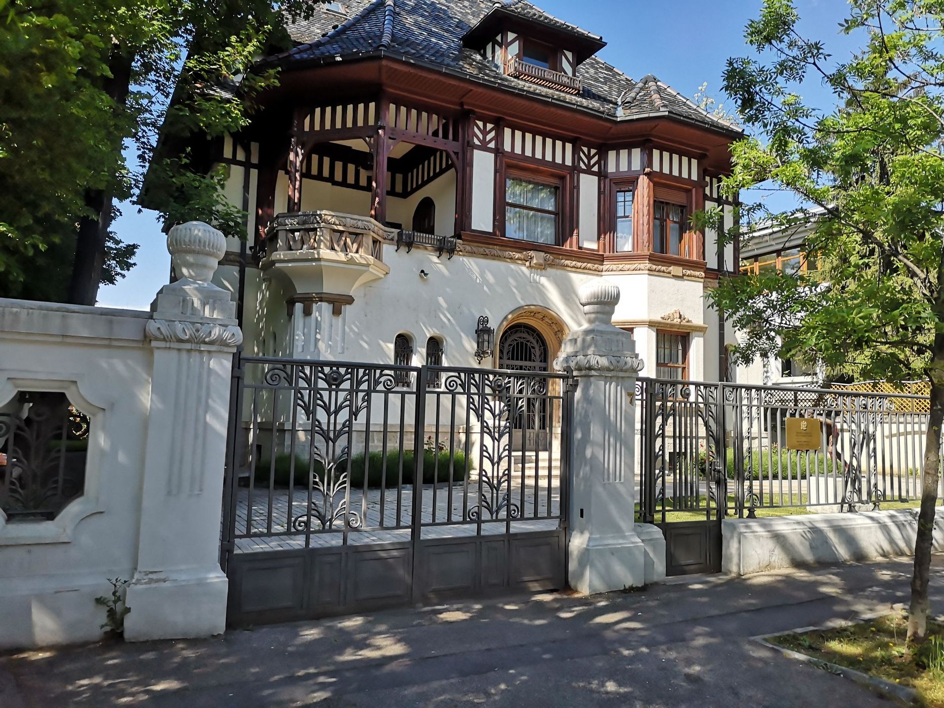 Dorobanti Quarter, Romania