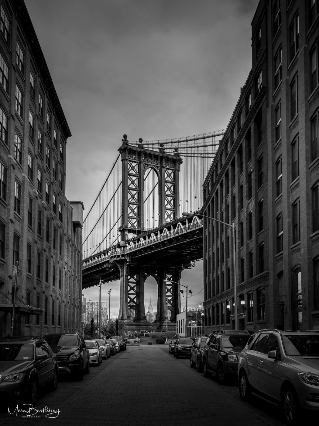 Manhattan Bridge from Washington St., New York City, USA