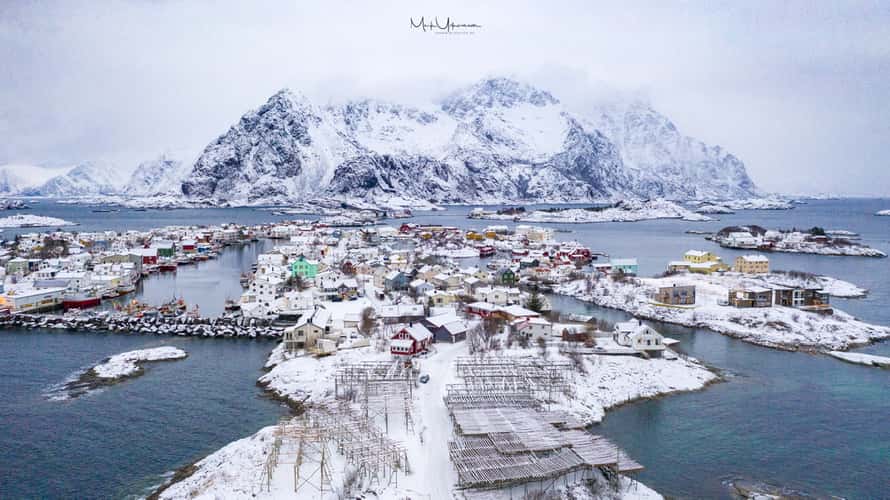 View of Henningsvær