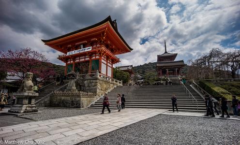 Kiyomizu-dera Temple