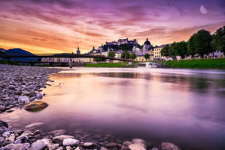 Markatsteg with the City of Salzburg