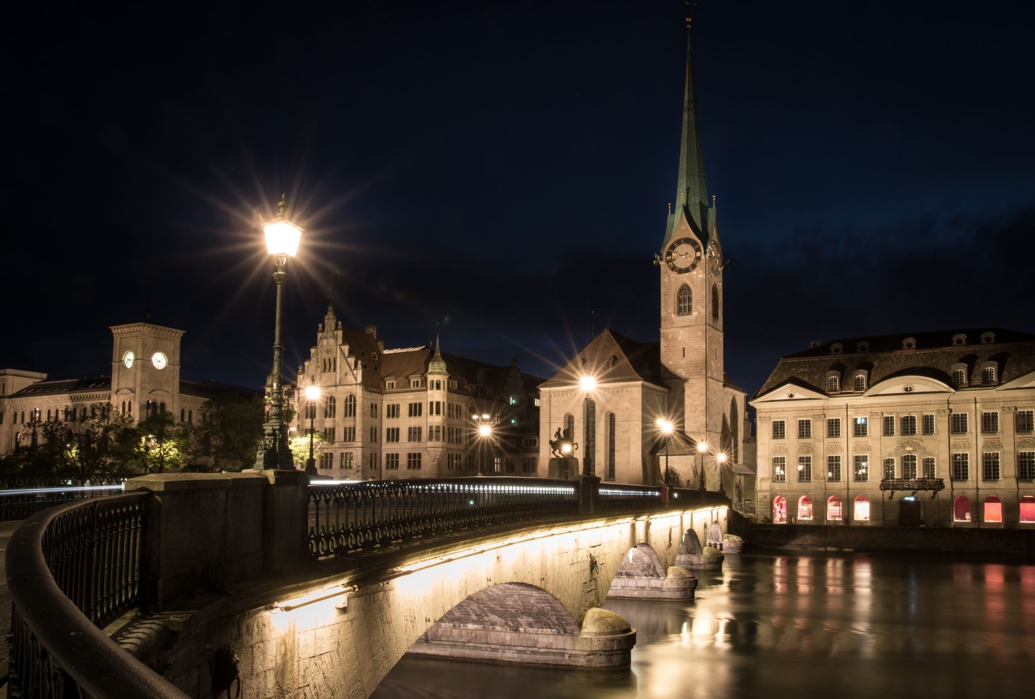 Münsterbrücke and Fraumünster, Zürich, Switzerland