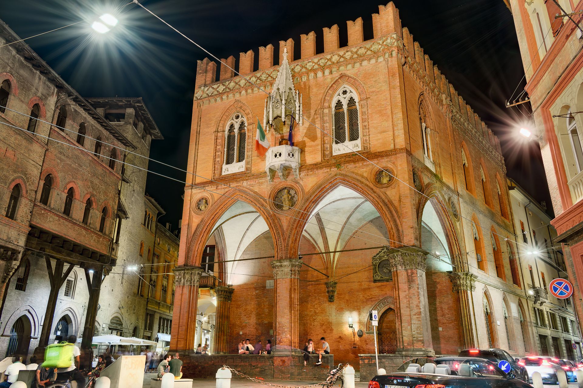 Piazza della Mercanzia, Italy