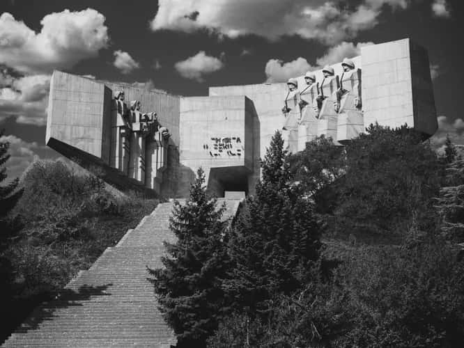 Varna - Varna Monument