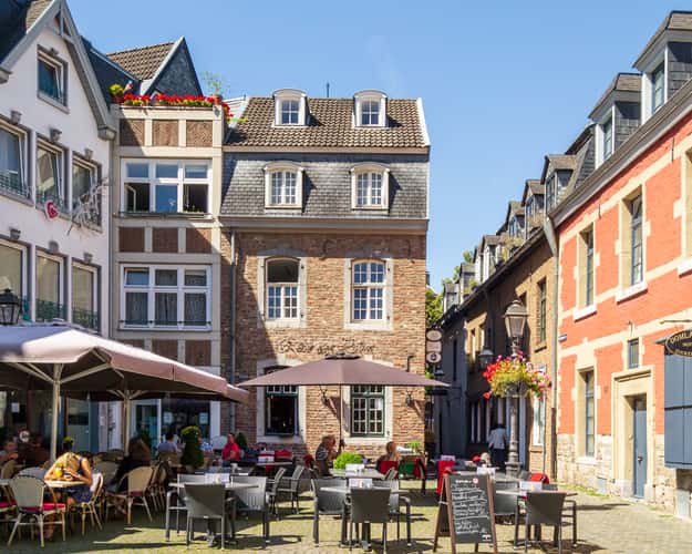 Coffee shops by the Cathedral of Aachen