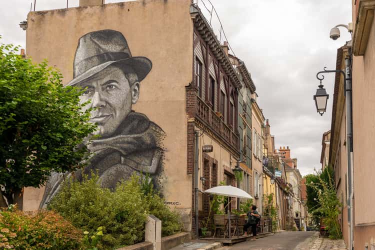 Graffiti Jean Moulin