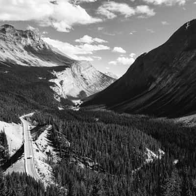 Icefield Parkway Valley, Canada