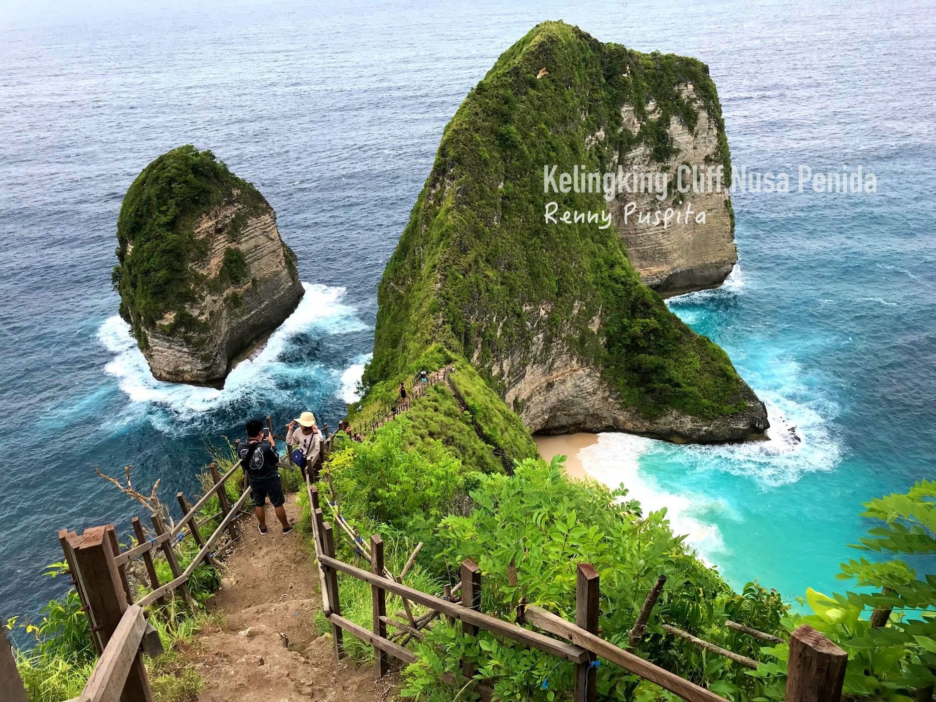 Kelingking Beach Cliff, Bali, Indonesia