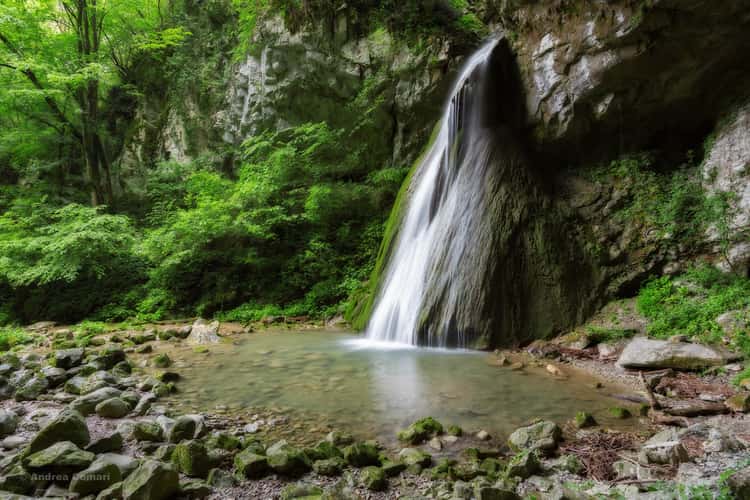 Kot Waterfalls