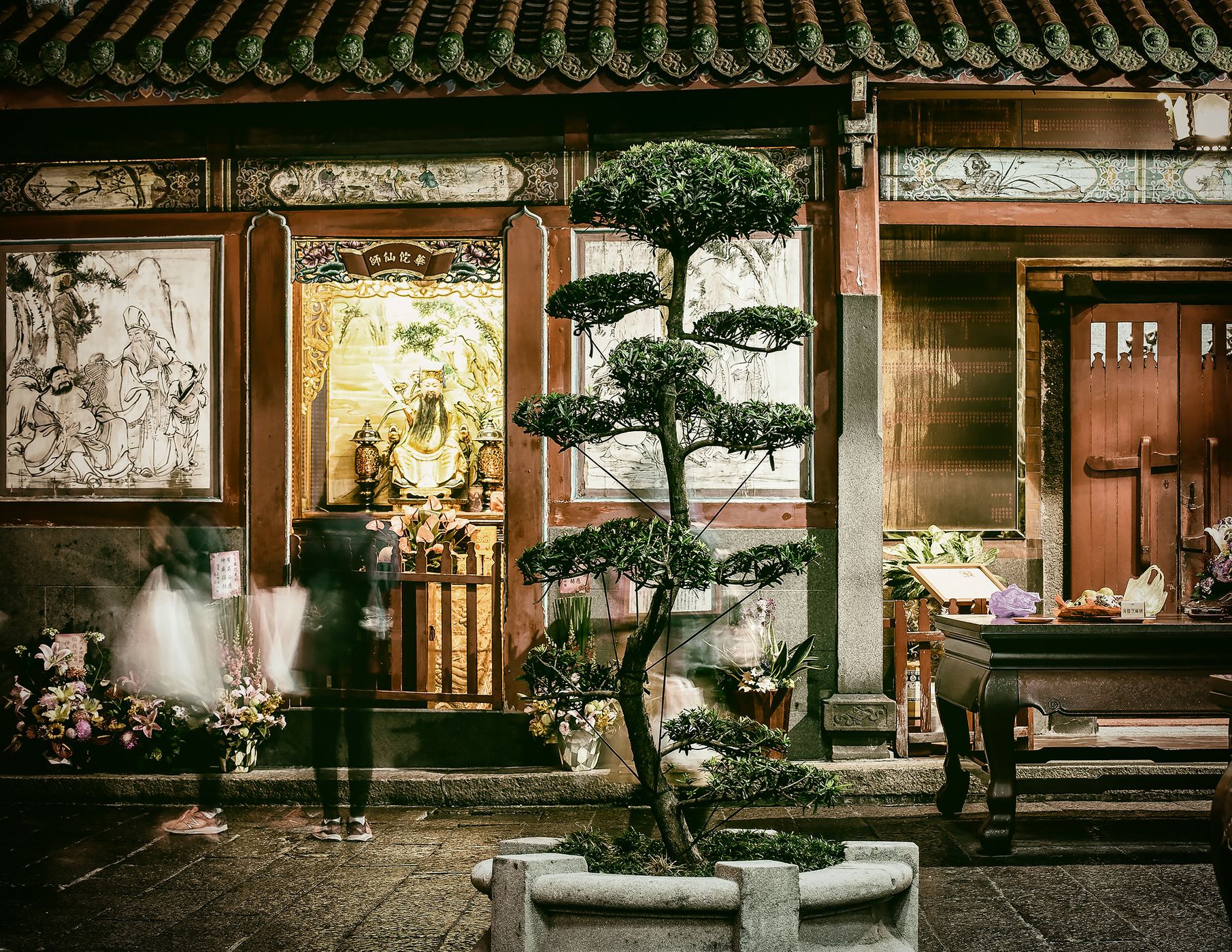 Lungshan temple in Taipeh, Taiwan