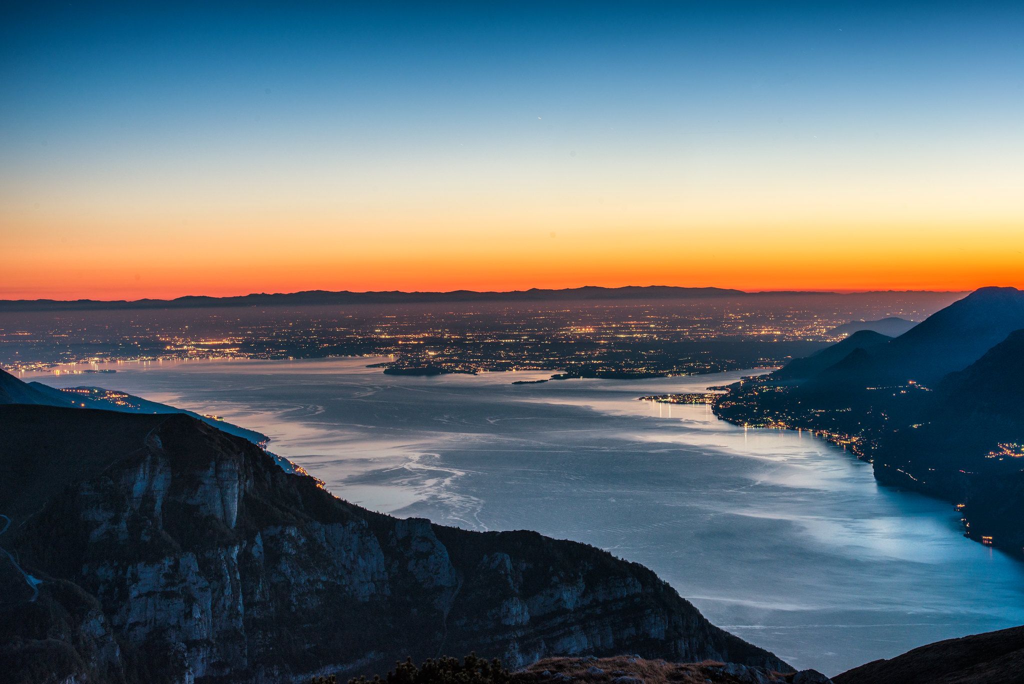 Overview on Lake Garda, Italy