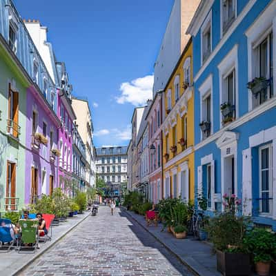 Rue Crémieux, France