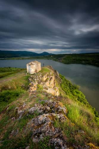 Saint Joan Letni Church,Pchelina lake