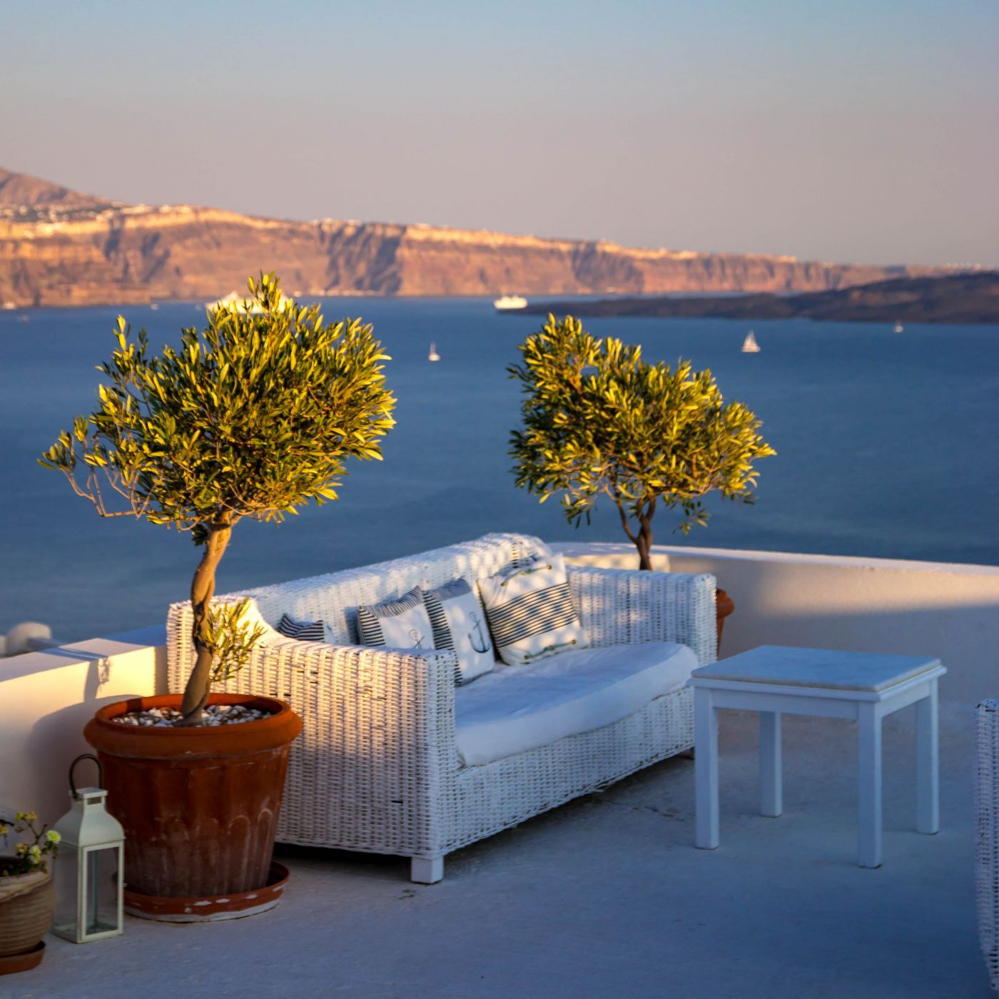 Oia, Santorini, Greece