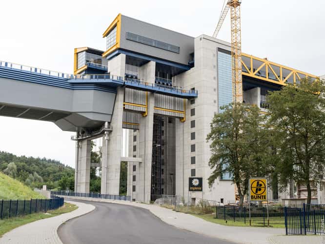 Ship Channel Lift