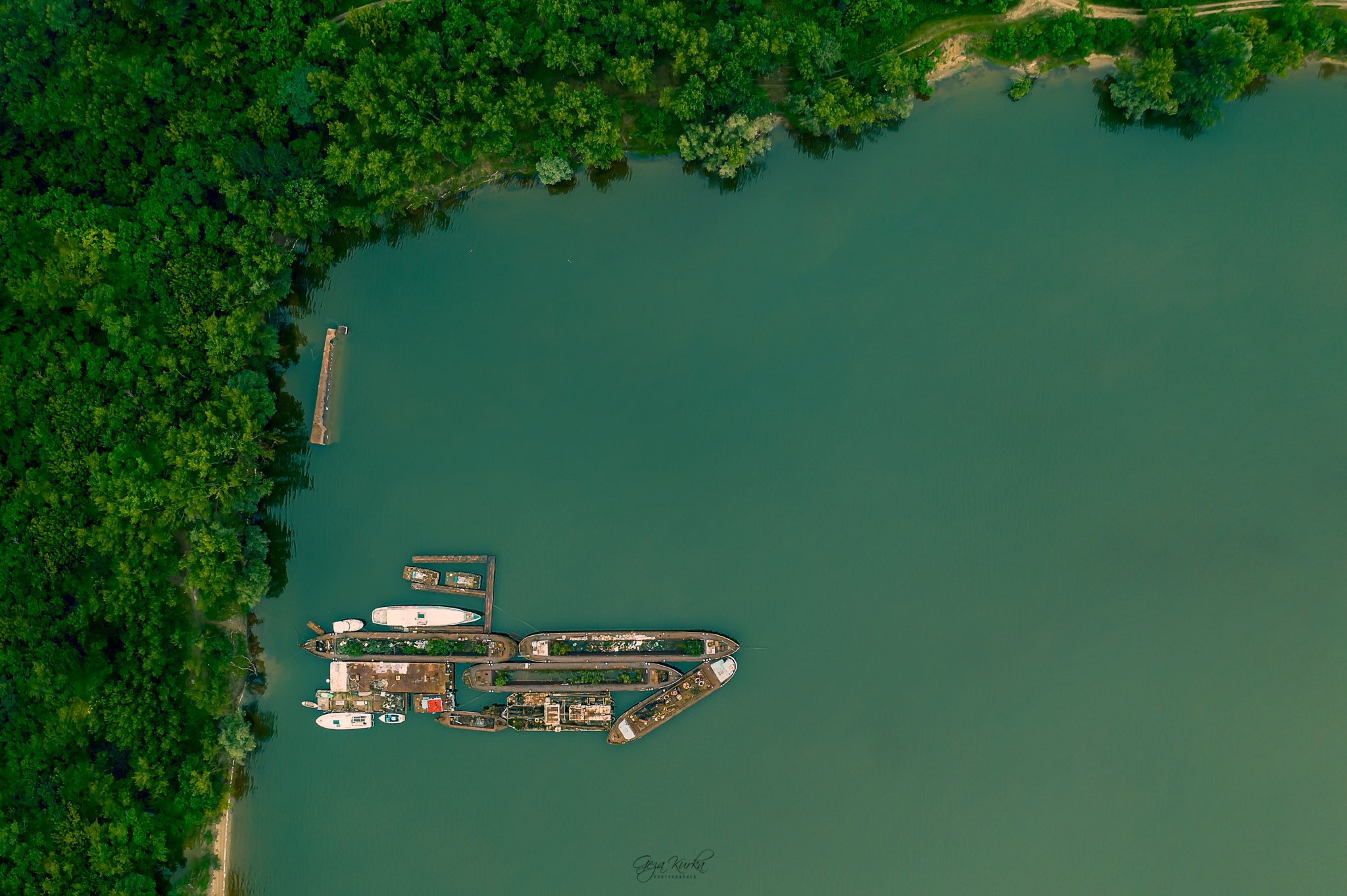 Shipwrecks in Danube bend, Hungary