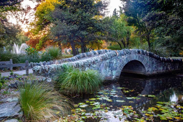 Stone Bridge Queenstown Gardens sunrise South Island
