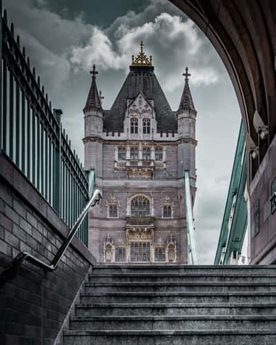Tower bridge steps