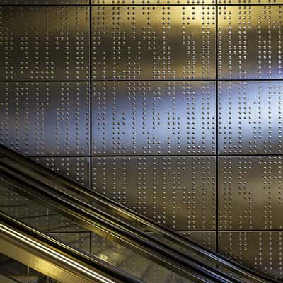 Wehrhahnlinie - U-Bahn-Station Benrather Straße, Germany