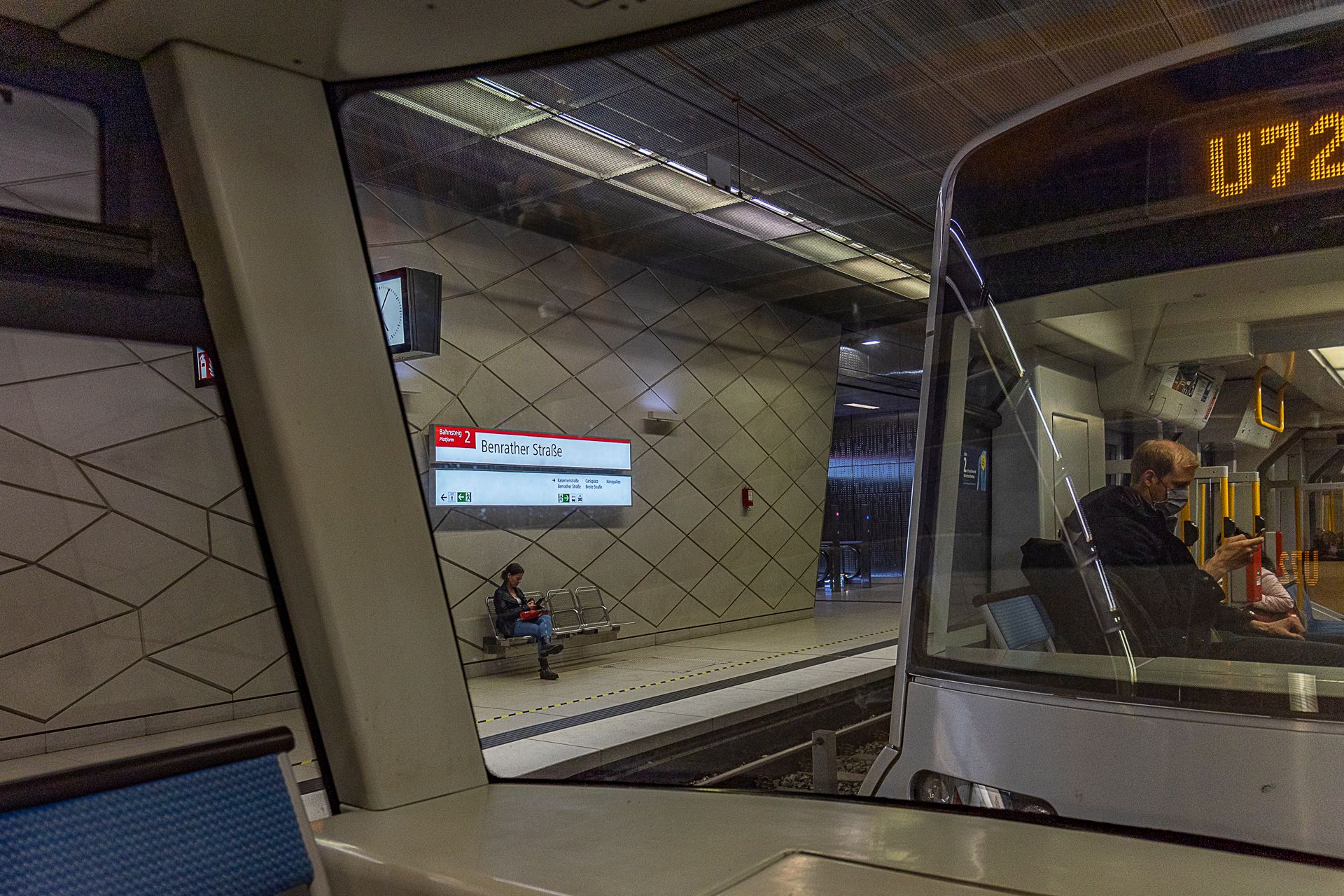Wehrhahnlinie - U-Bahn-Station Benrather Straße, Germany