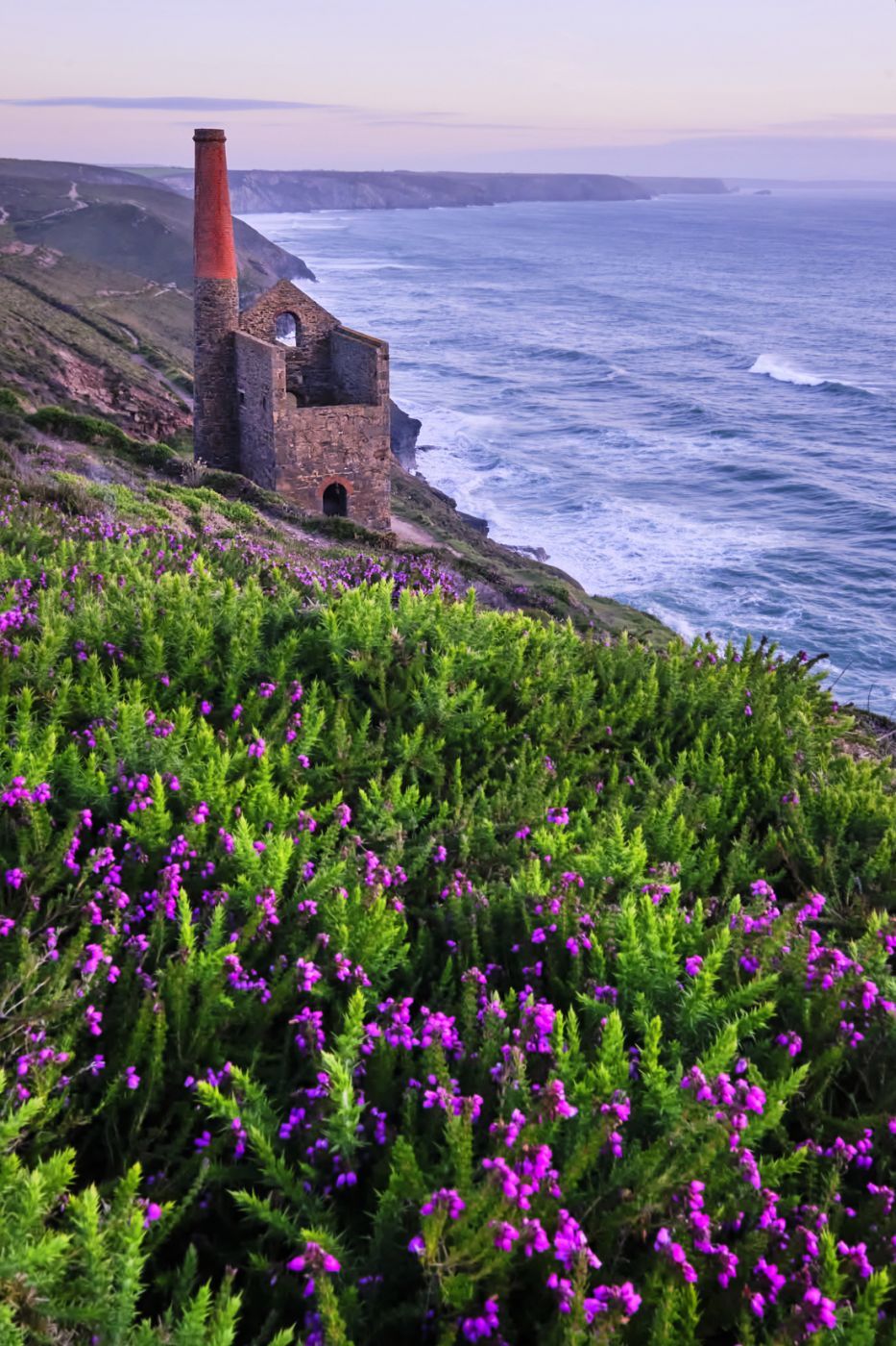 Towan Roath shaft at Wheal Coates, St. Agnes, United Kingdom