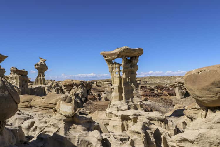 Alien Throne