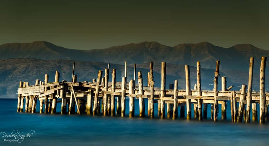 Apraos beach pier