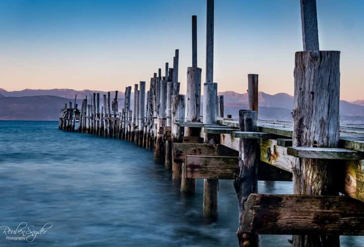 Apraos beach pier
