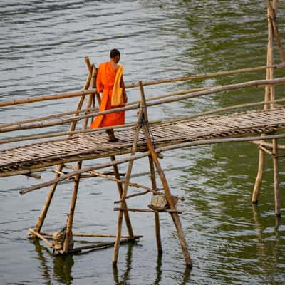 bamboo bridge, Lao