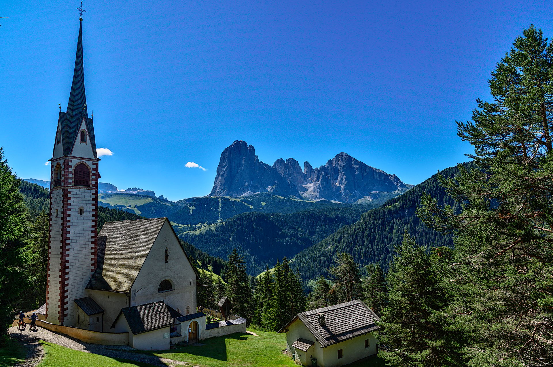 Chiesa di San Giacomo, Val gardena, Italy