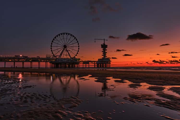 Pier Scheveningen - by Rudolfo Dalamicio