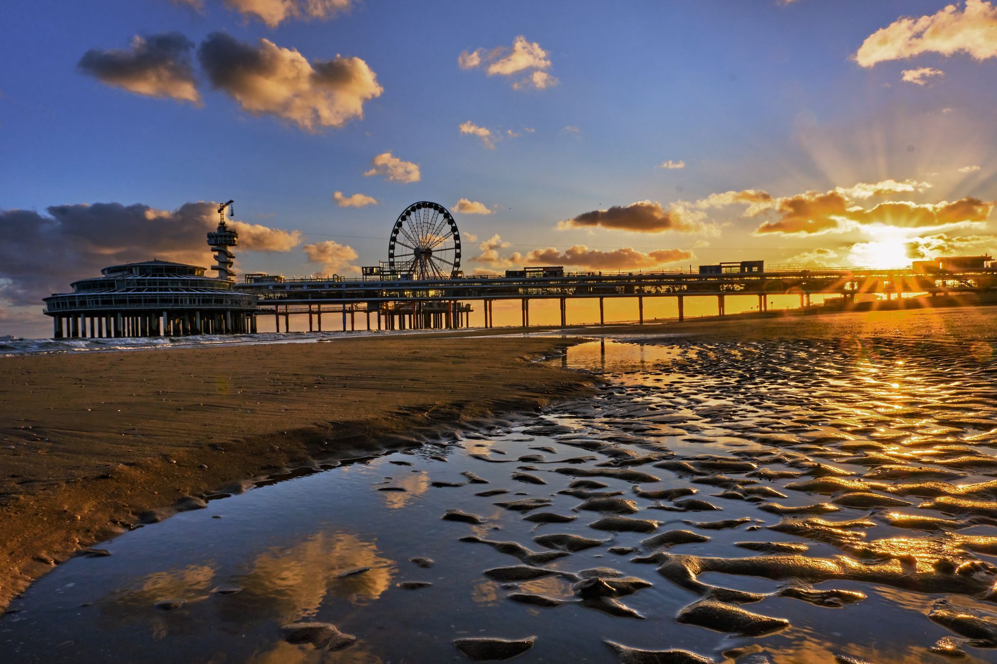 De Pier Scheveningen, Netherlands