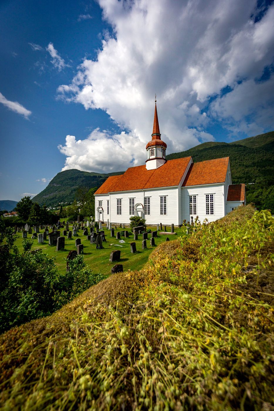 Eid kyrkje Nordfjordeid, Norway