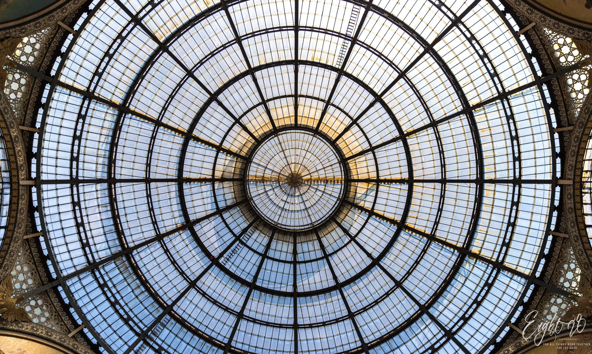 Galleria Vittorio Emanuele II, Italy