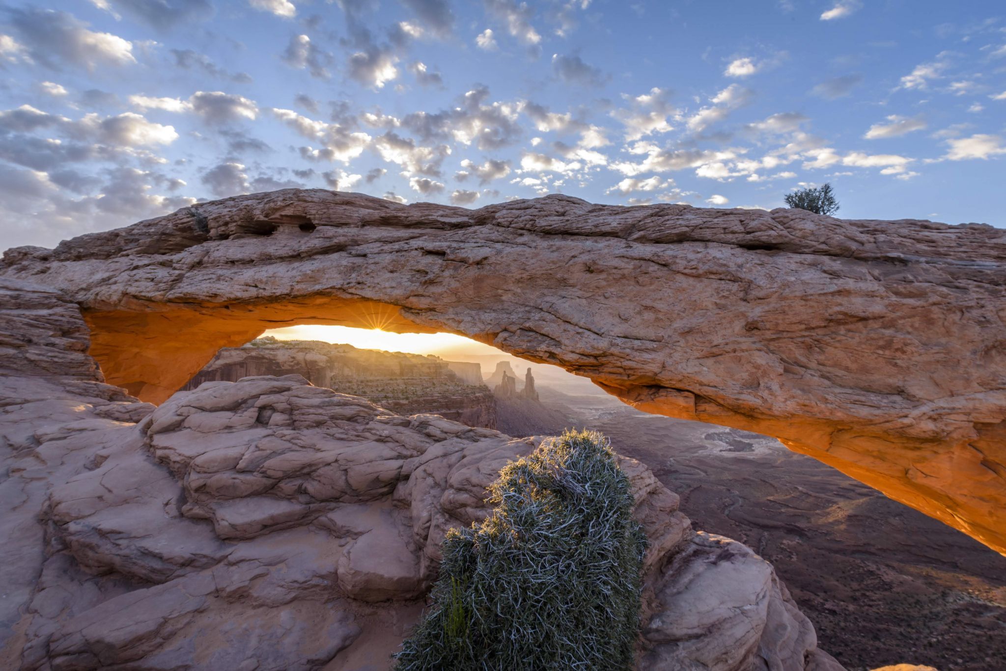 Mesa Arch, Canyonlands National Park, USA