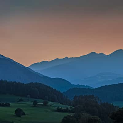 Over the horizon, Italy