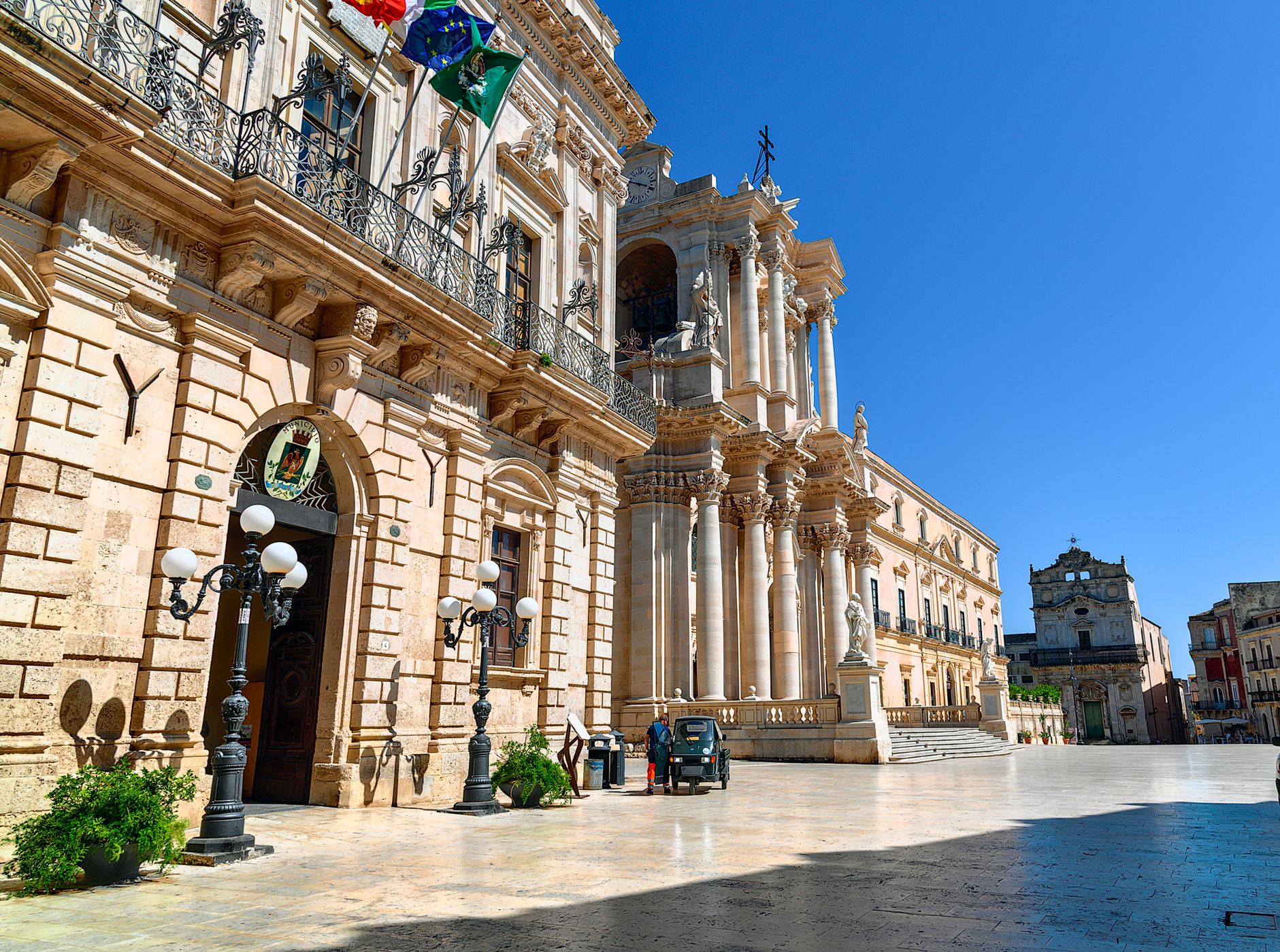 Piazza Duomo Syracus, Italy