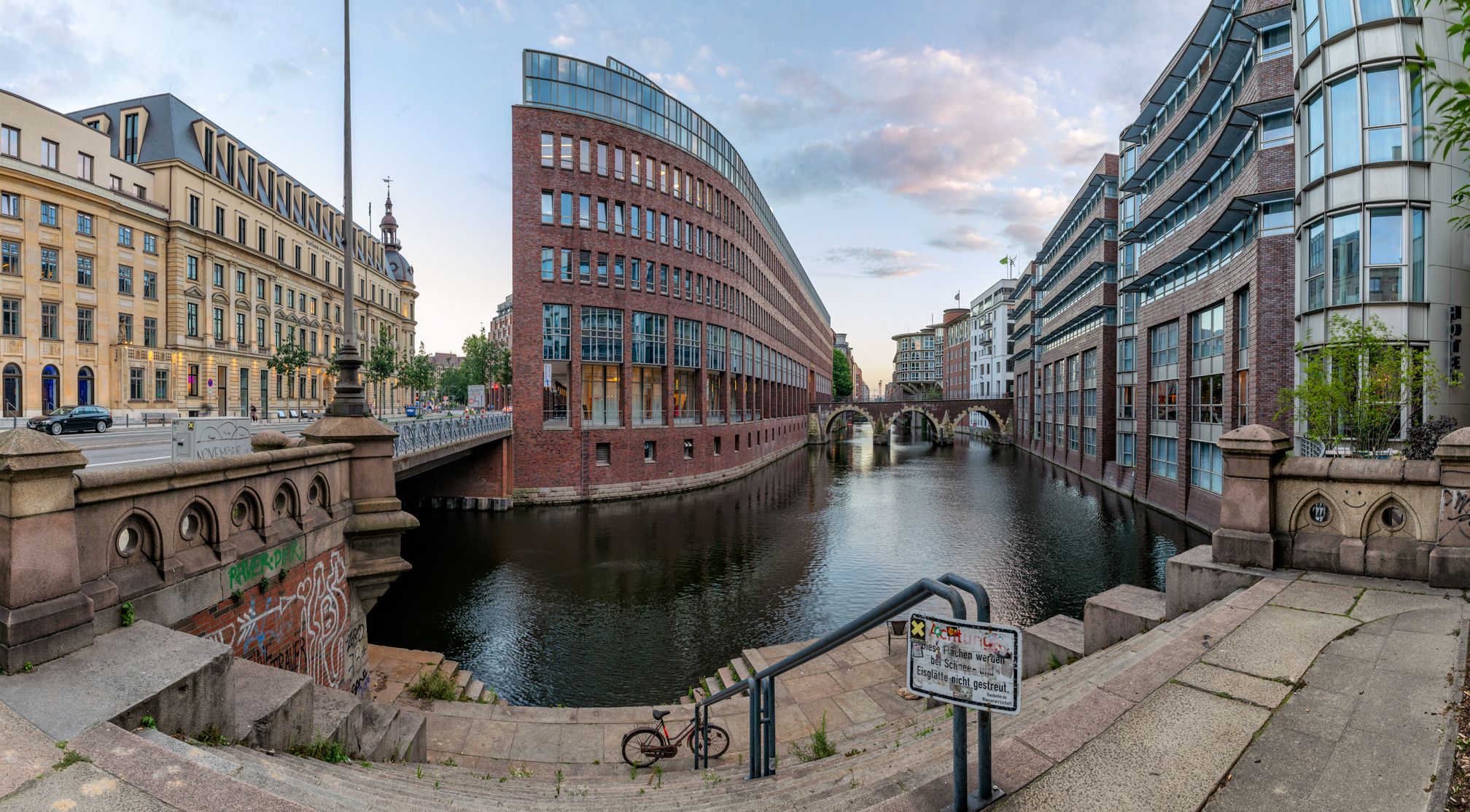Ellentorsbrücke from Stadthausbrücke, Hamburg, Germany