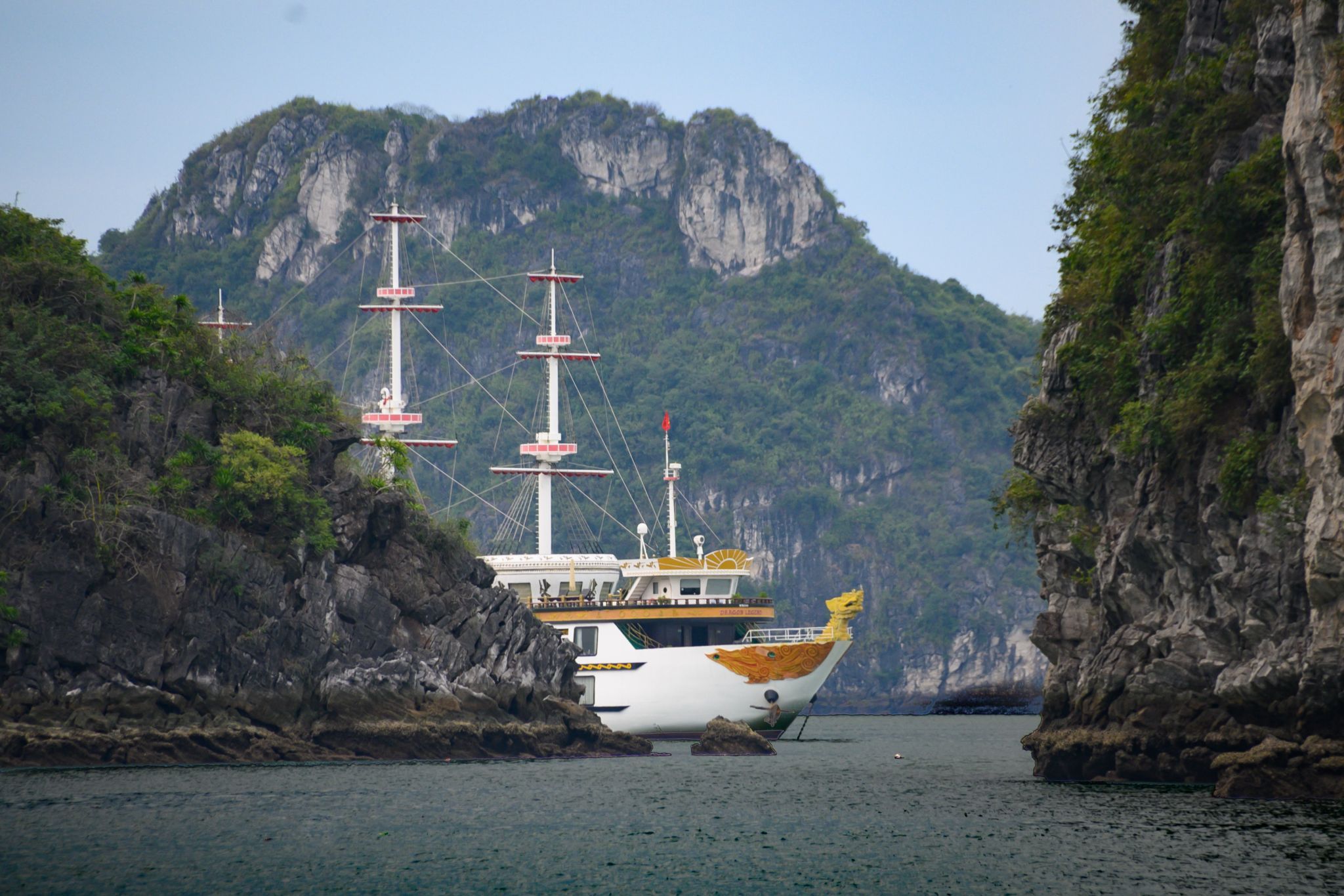 Thien Canh Son cave and beach, Vietnam