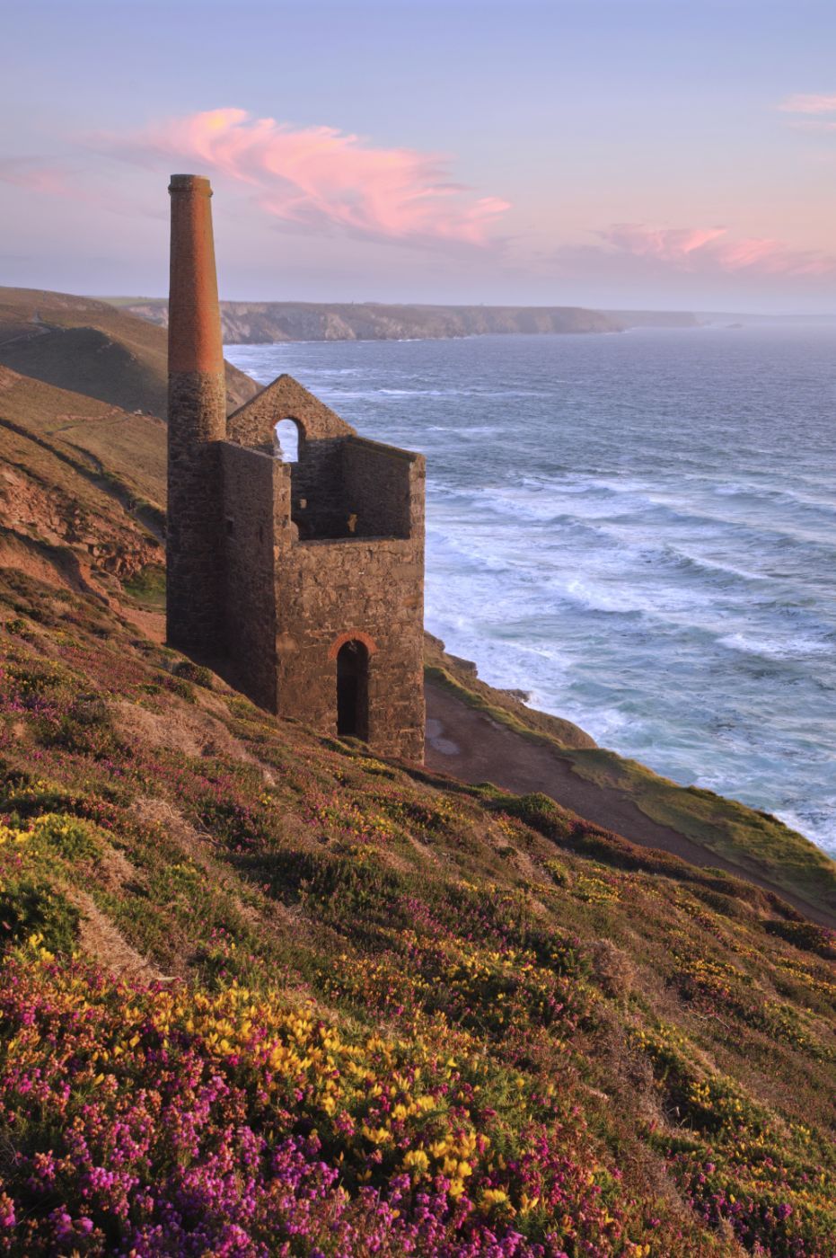 Towan Roath shaft at Wheal Coates, St. Agnes, United Kingdom