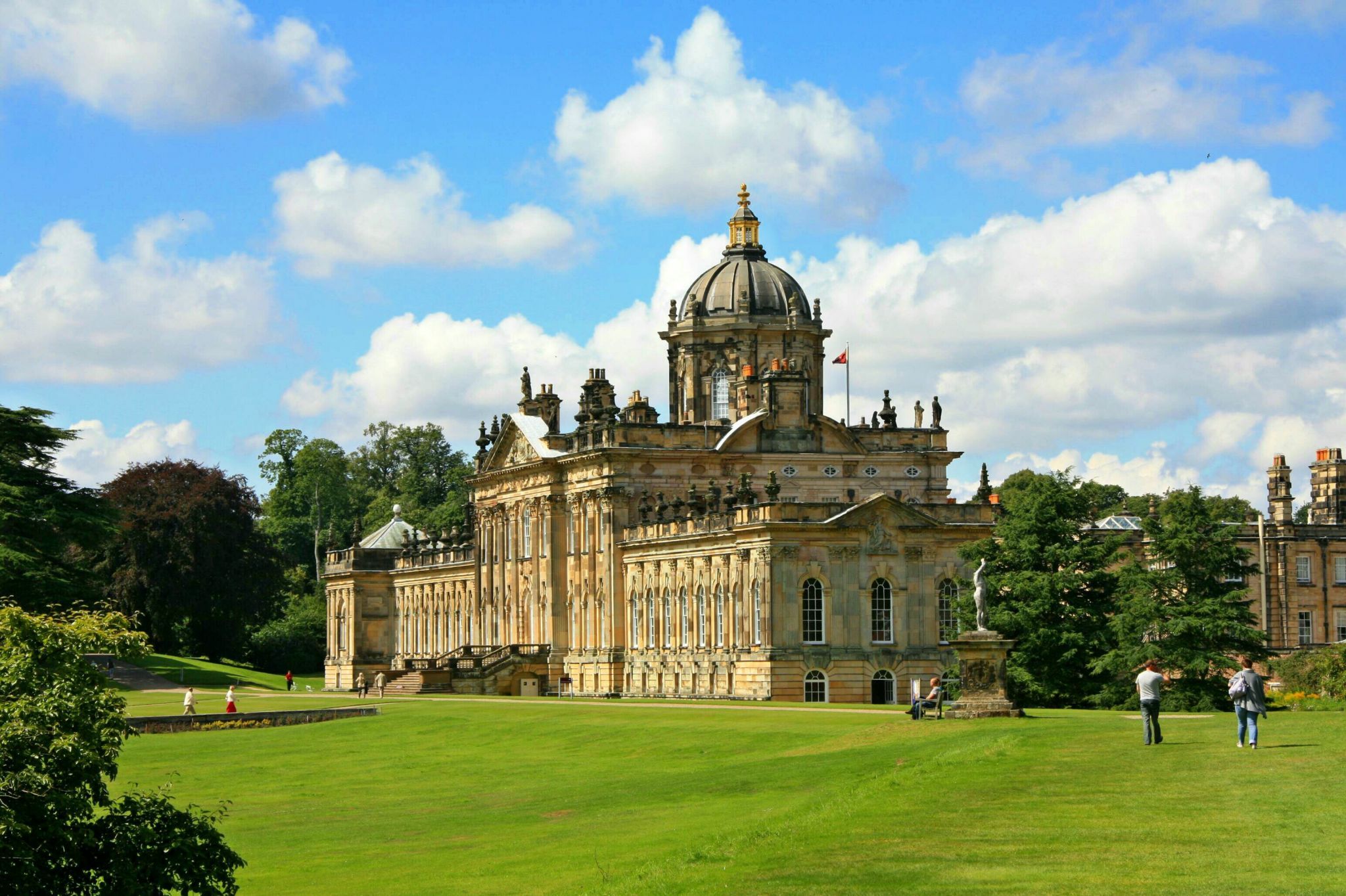 Blick auf das Mausoleum von Castle Howard, United Kingdom