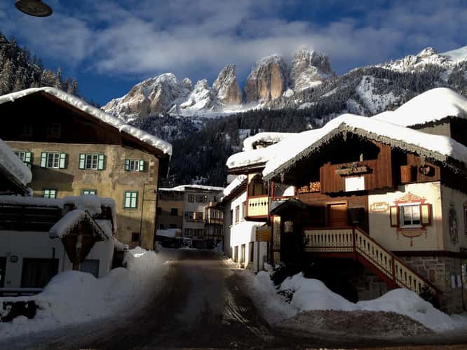 Campitello di Fassa, Center
