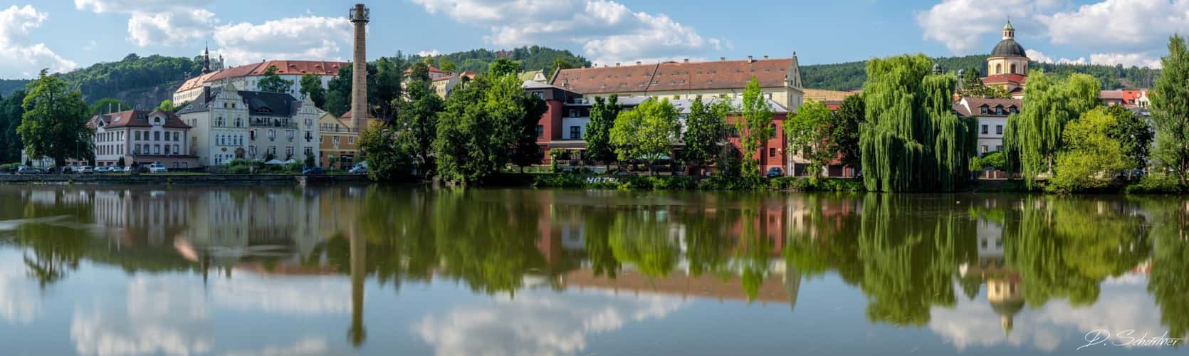 Děčín city lake