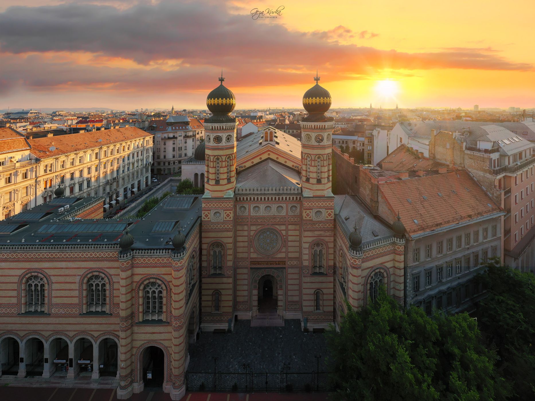 Dohany street Snyagogue in Budapest, Hungary