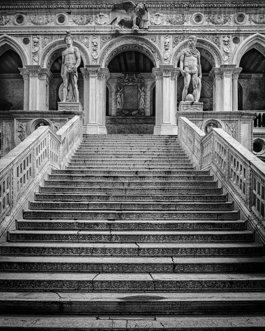 Giants Staircase, Italy