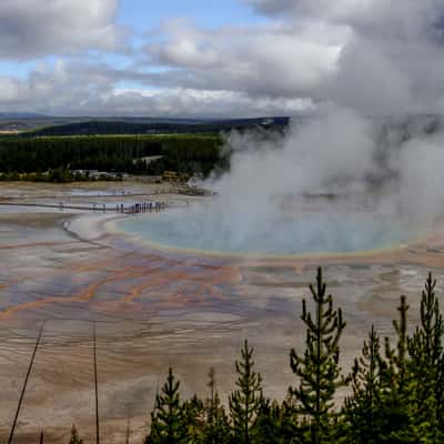 Grand Prismatic Spring, Yellowstone National Park, USA