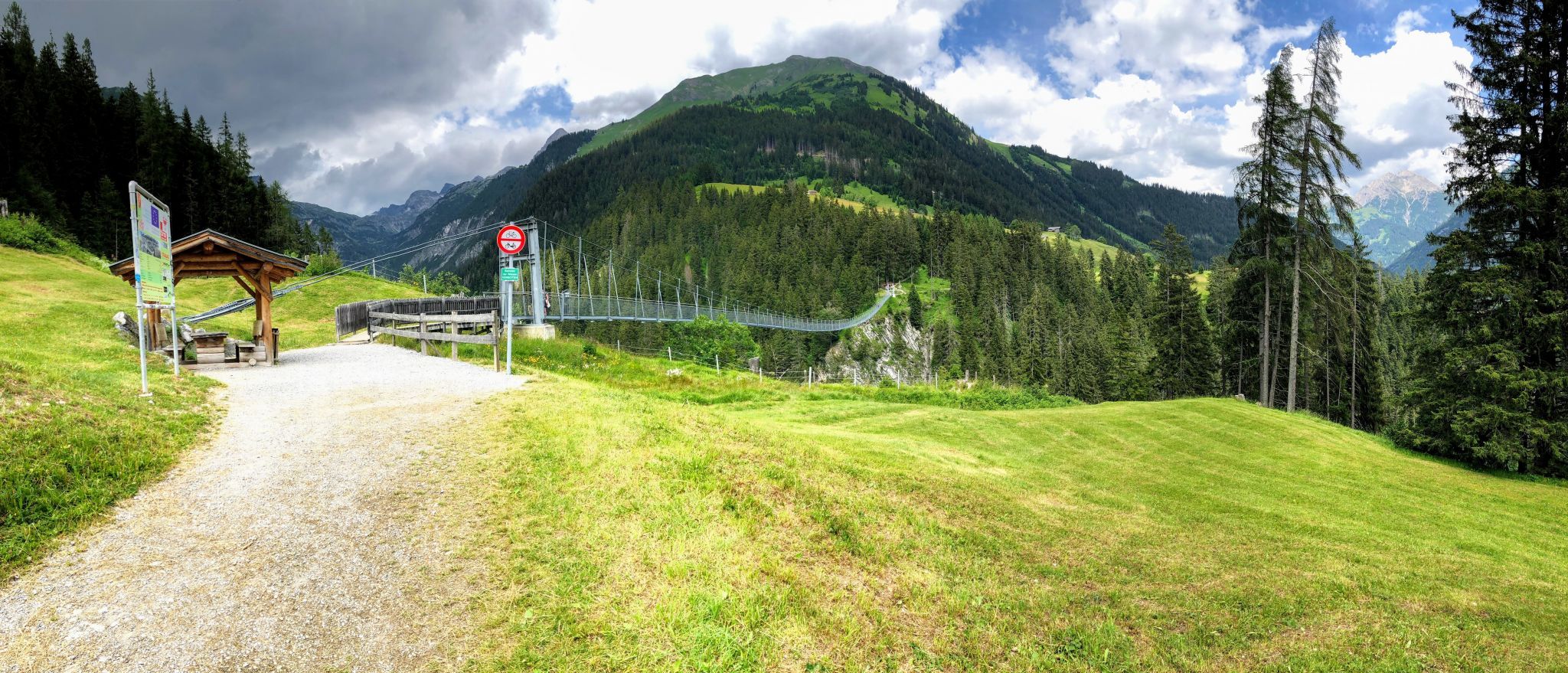 Hängebrücke Holzgau, Austria