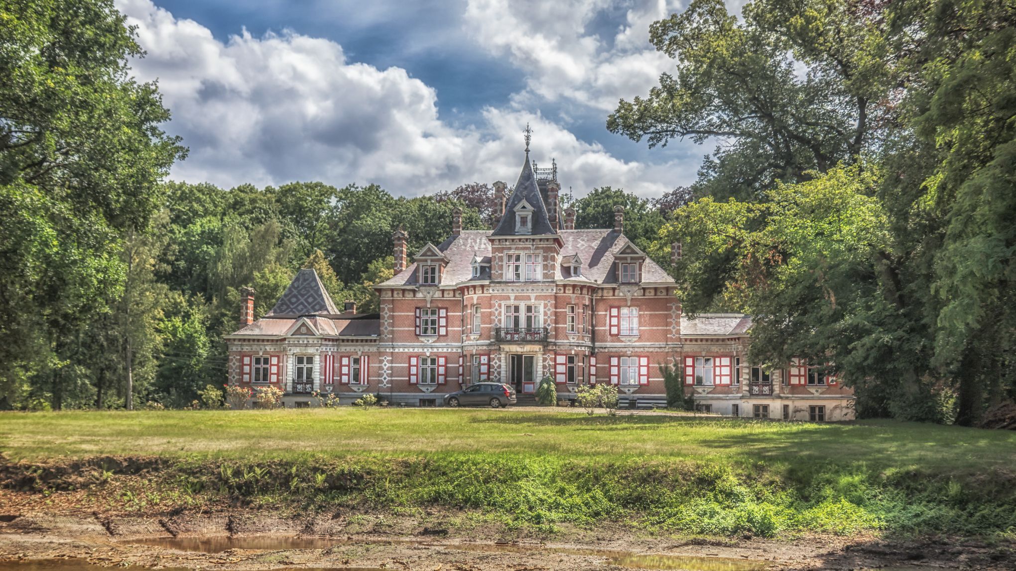 Hof Ter Laken Castle, Belgium